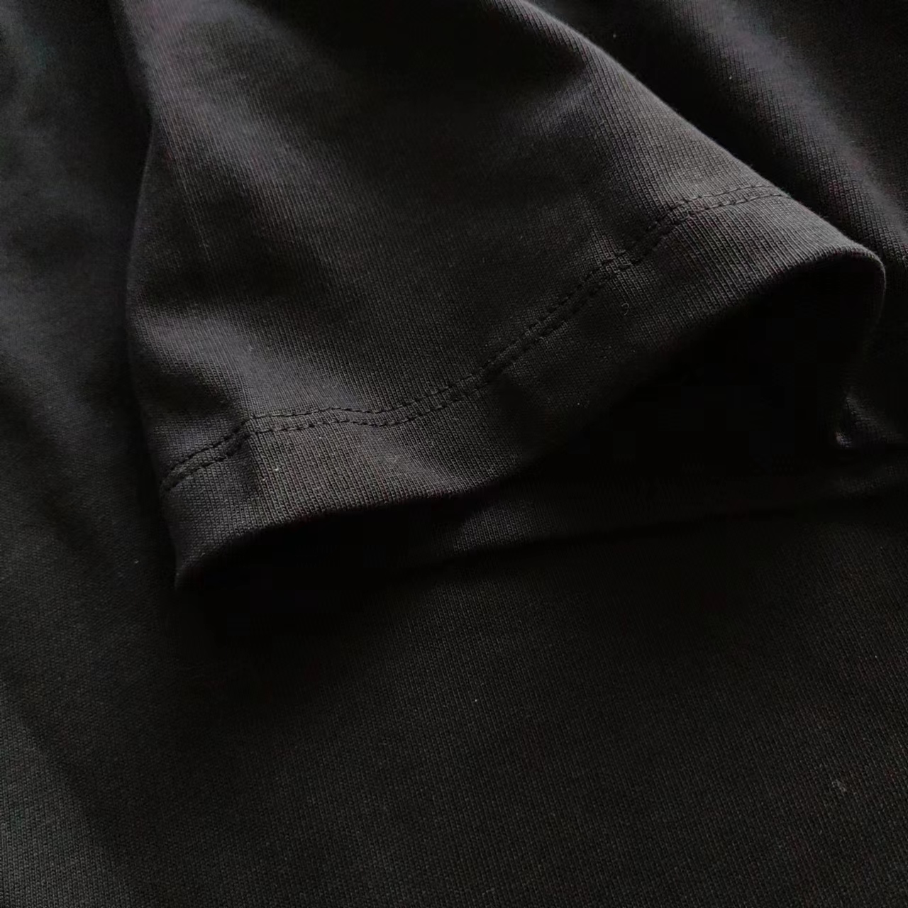 Fendi/芬迪24ss 3D肩部小怪兽小眼睛短袖T桖