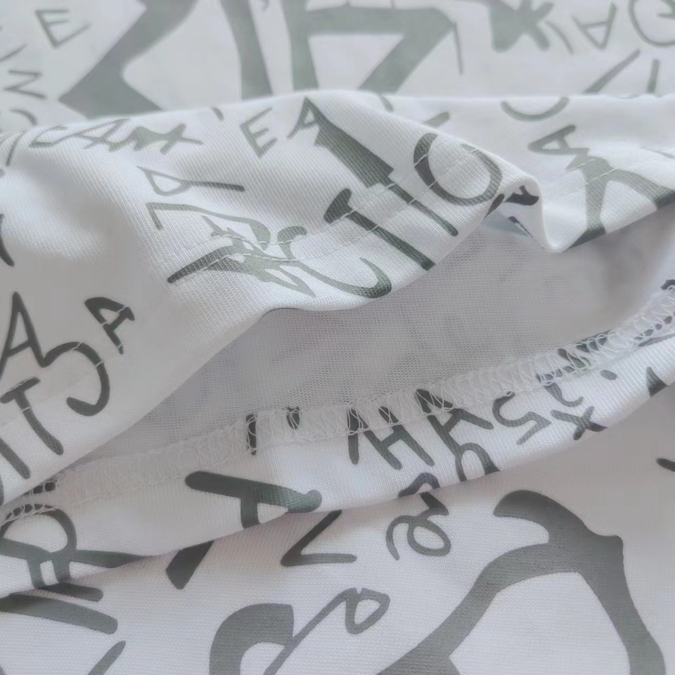 BALENCIAGA 巴黎世家 双B满印涂鸦字母印花 Logo标识印花