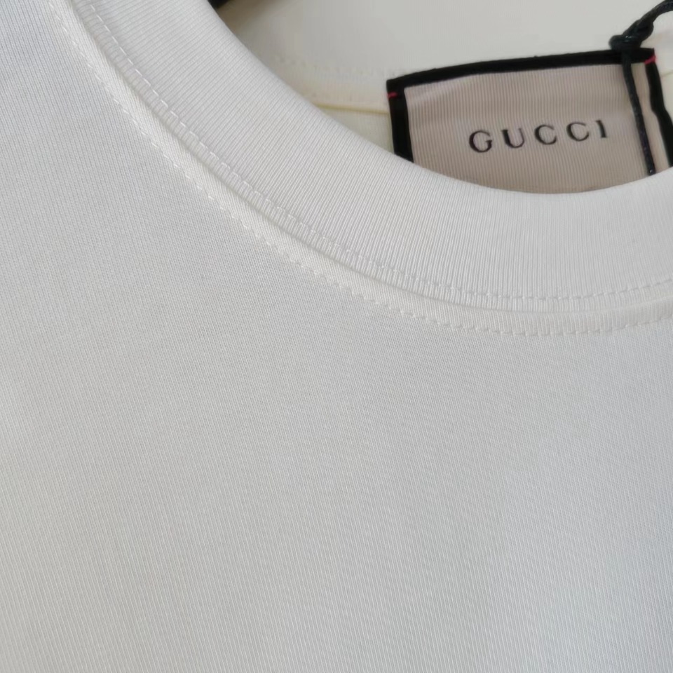 GUCCI/古驰 粉色LOGO刺绣圆领短袖