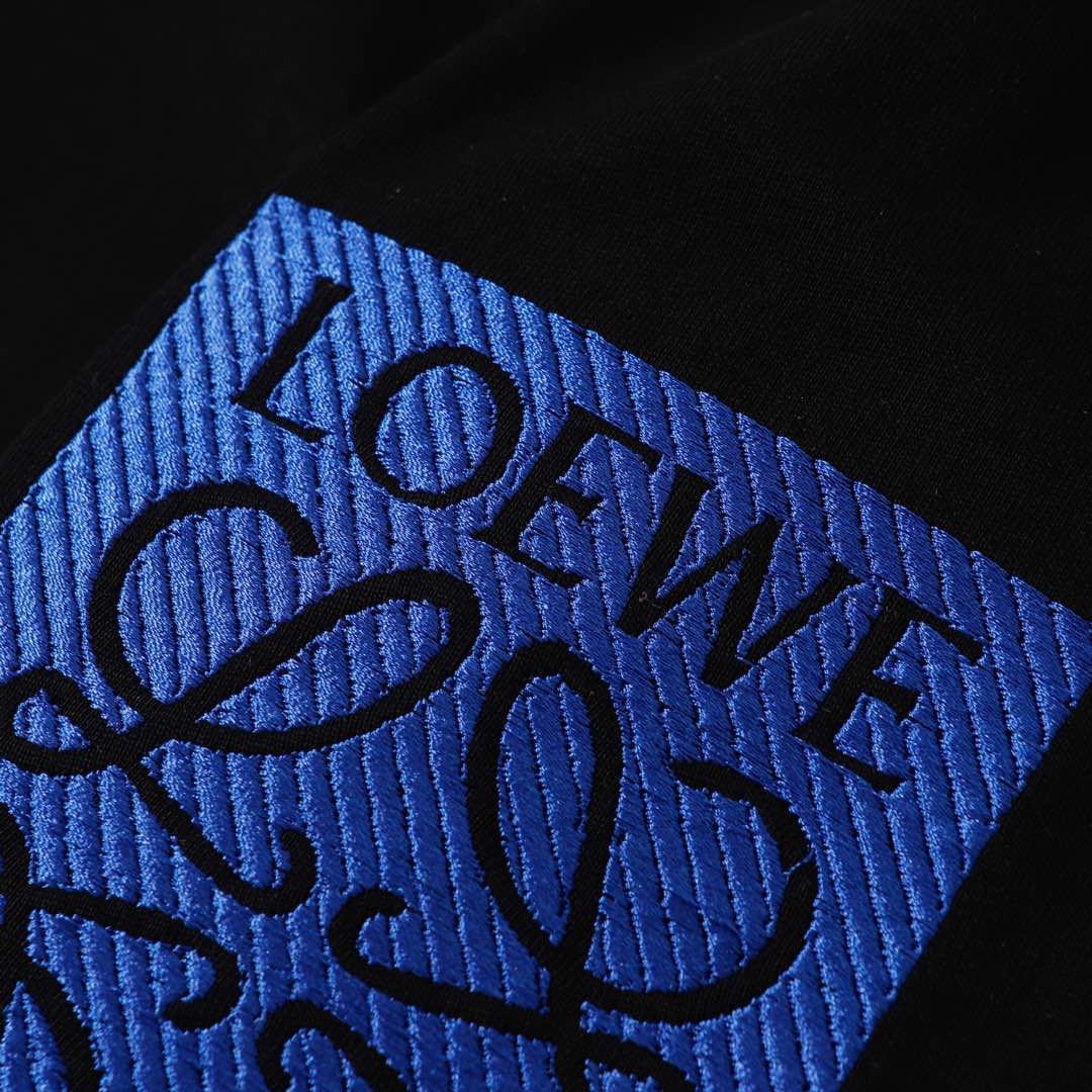 LOEWE/罗意威 口袋LOGO刺绣短袖