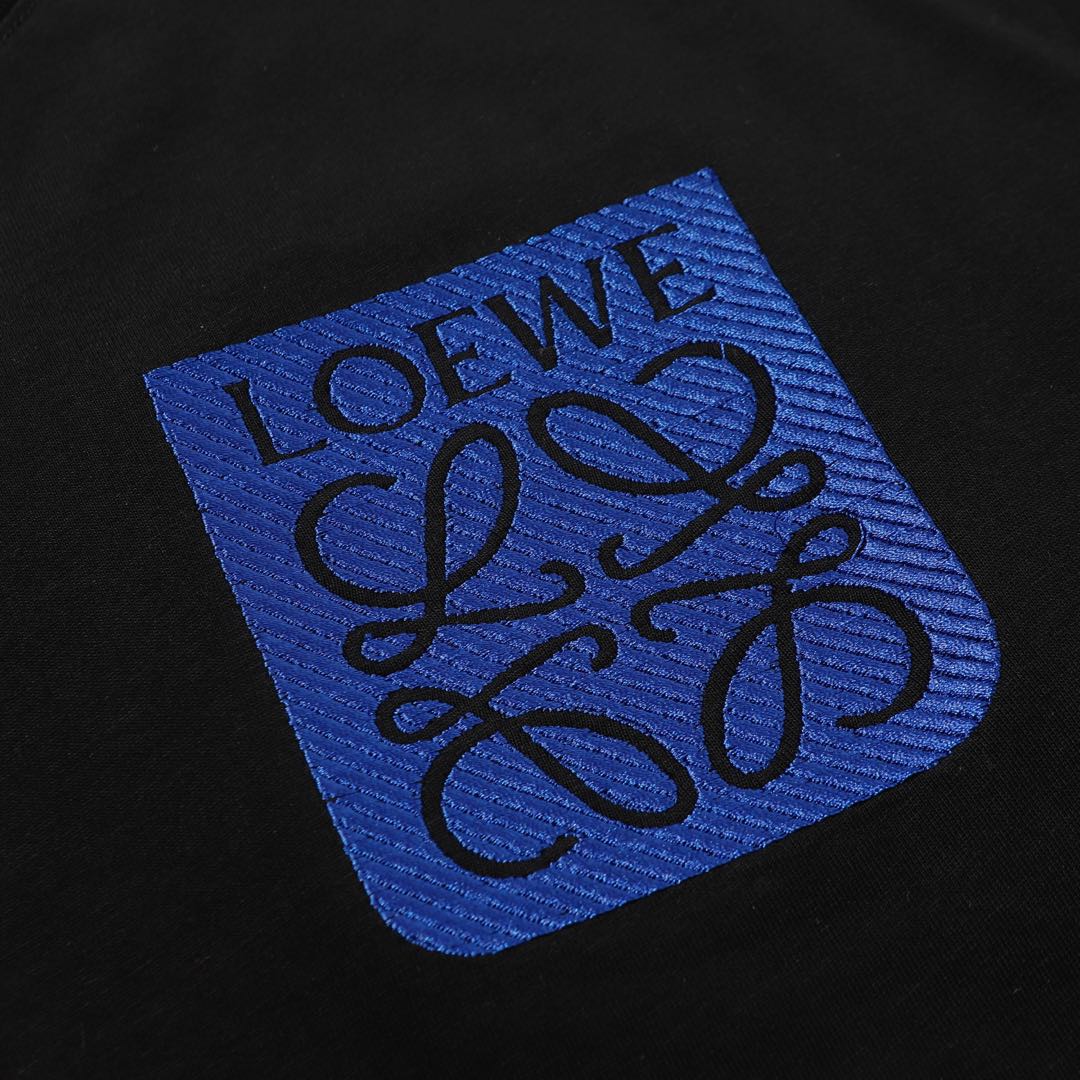 LOEWE/罗意威 口袋LOGO刺绣短袖