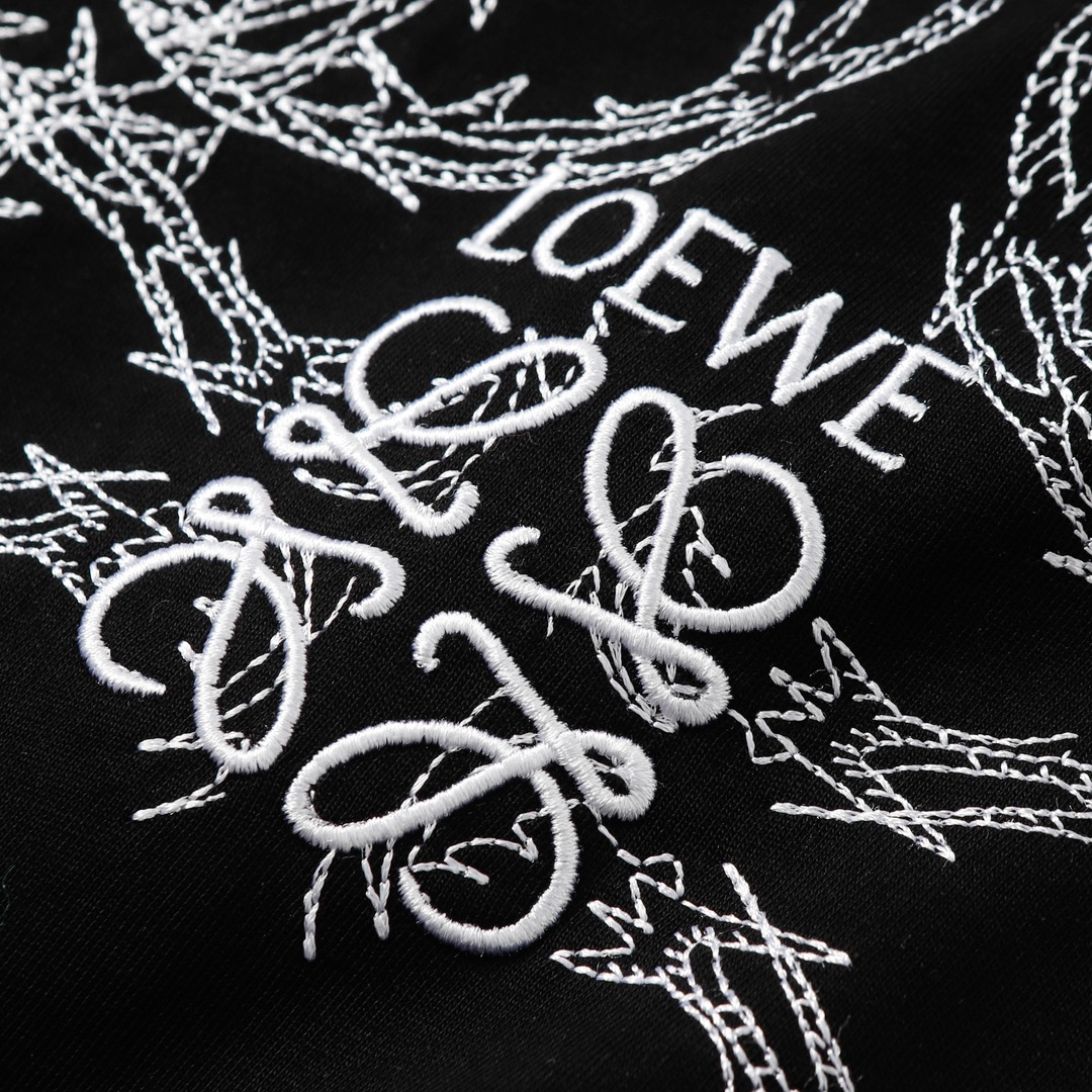 LOEWE/罗意威 荆棘LOGO刺绣短袖
