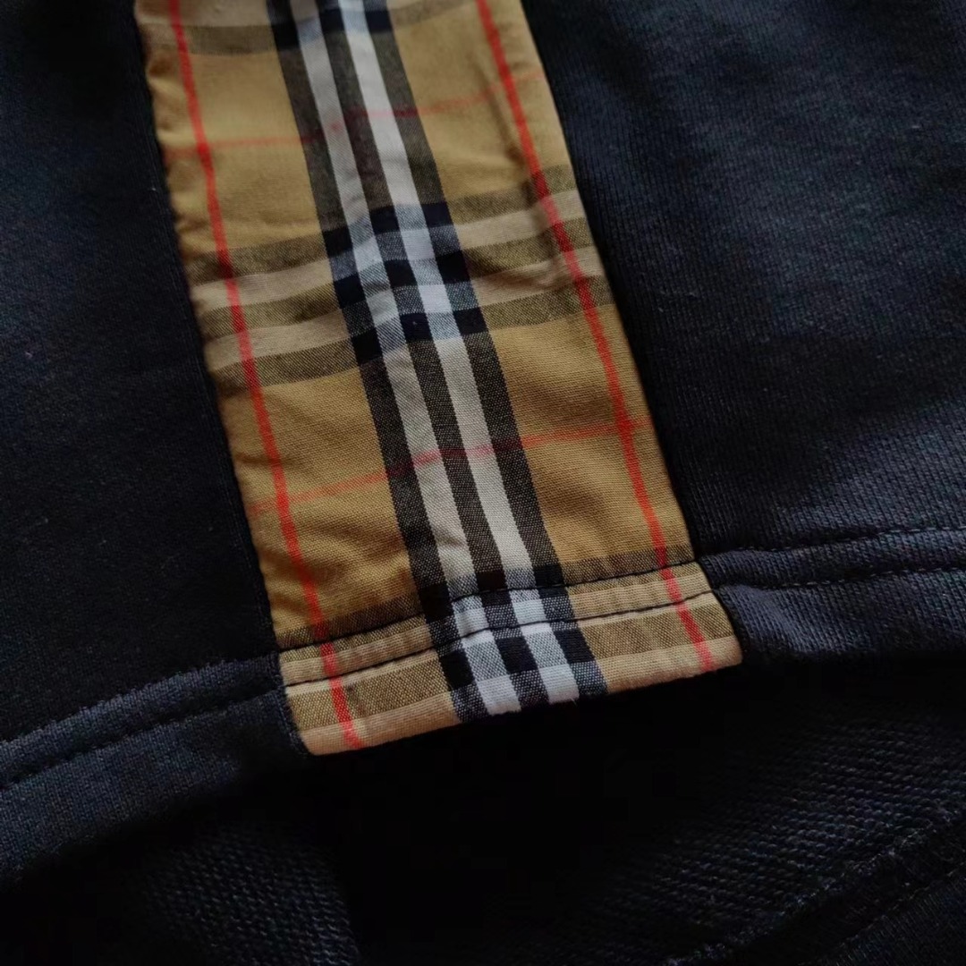 BURBERRY、巴宝莉 经典织带拼接Logo标识 五分裤 侧边织带
