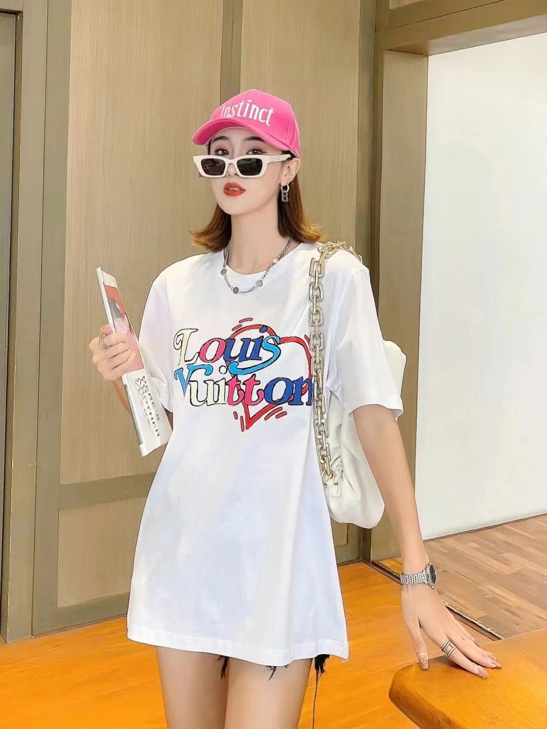 模特上身效果 LOUIS VUITTON 路易登威 24SS彩色爱心logo印花短袖T恤517@