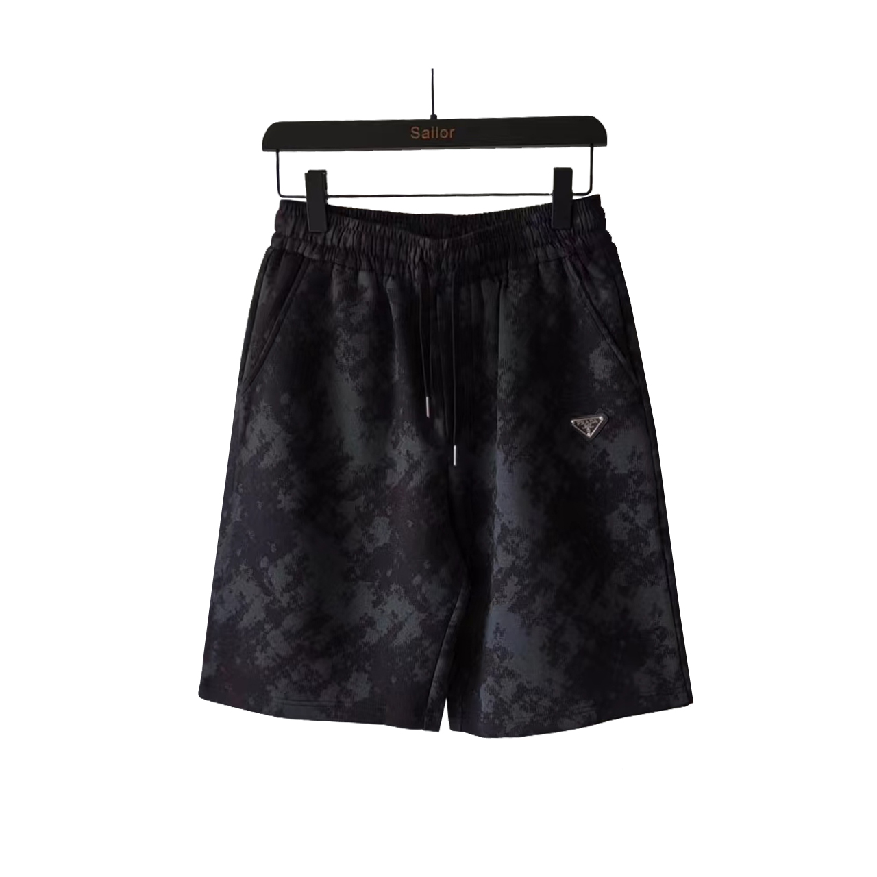 PRADA 普拉达 前后金属三角标LoGO标识短裤