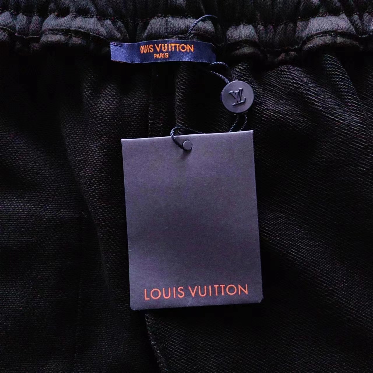 Louis Vuit*on/路易威登 24SS老花满印渐变短裤