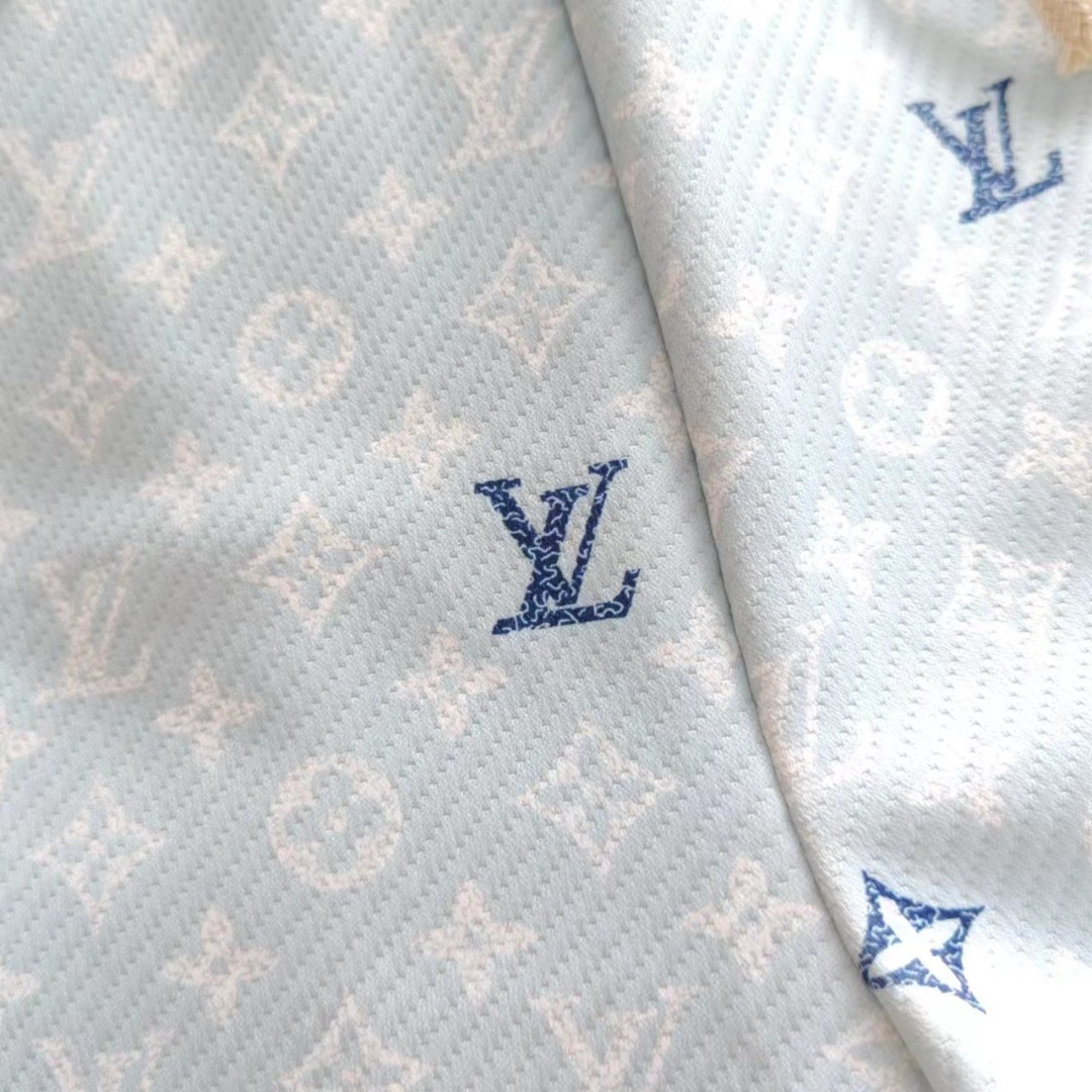 Louis Vuitton/路易威登 联名系列Monogram满印logo彩绘老花开衩短裤 浅蓝