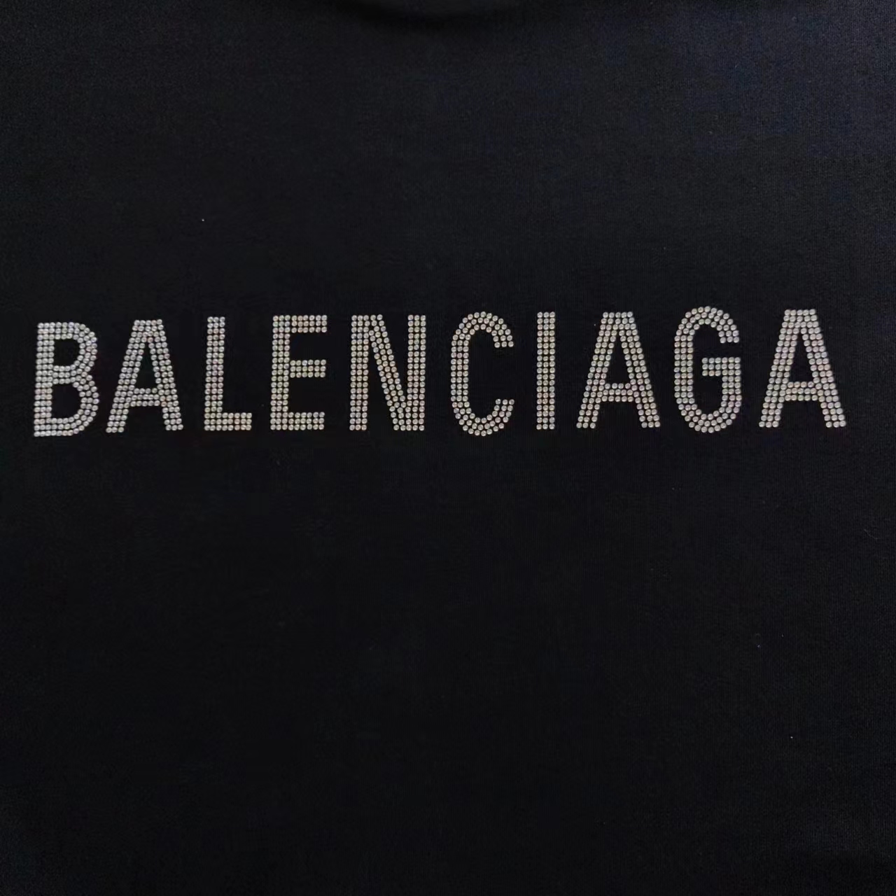 巴黎世家Balenciagg 新款前后中间字母烫钻短袖