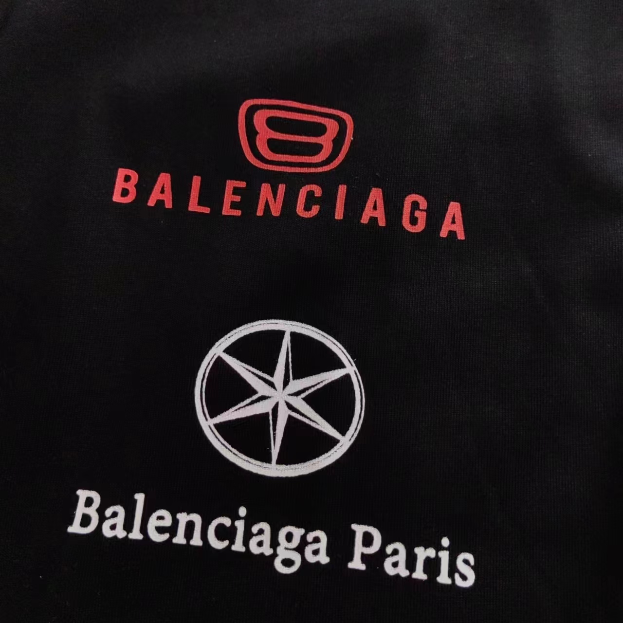 巴黎世家Balenciaga 满Logo赛车服短袖T桖 白色黑色