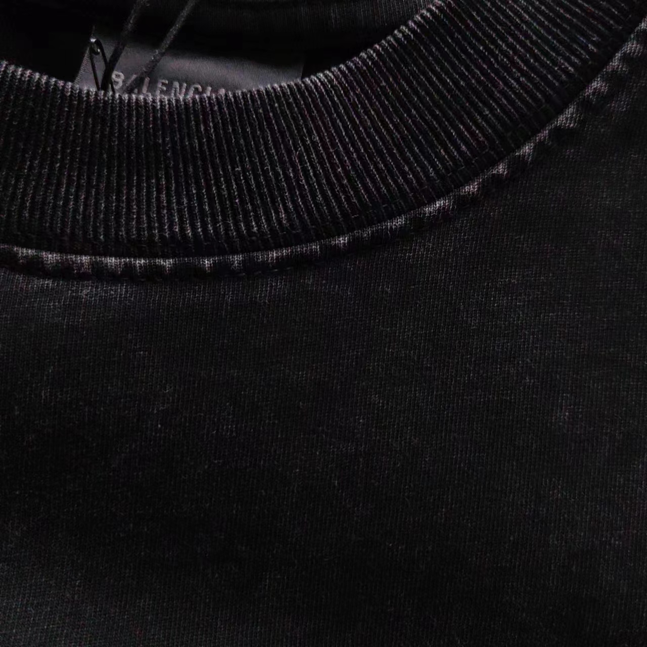 巴黎世家 Balenciaga红色标语刺绣短袖 银灰色