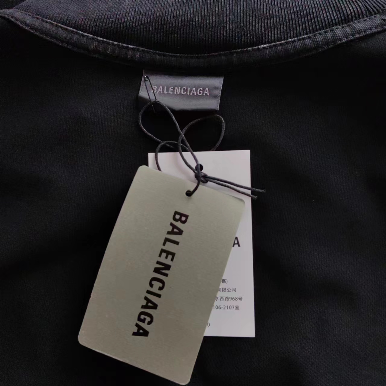 巴黎世家 Balenciaga红色标语刺绣短袖 银灰色