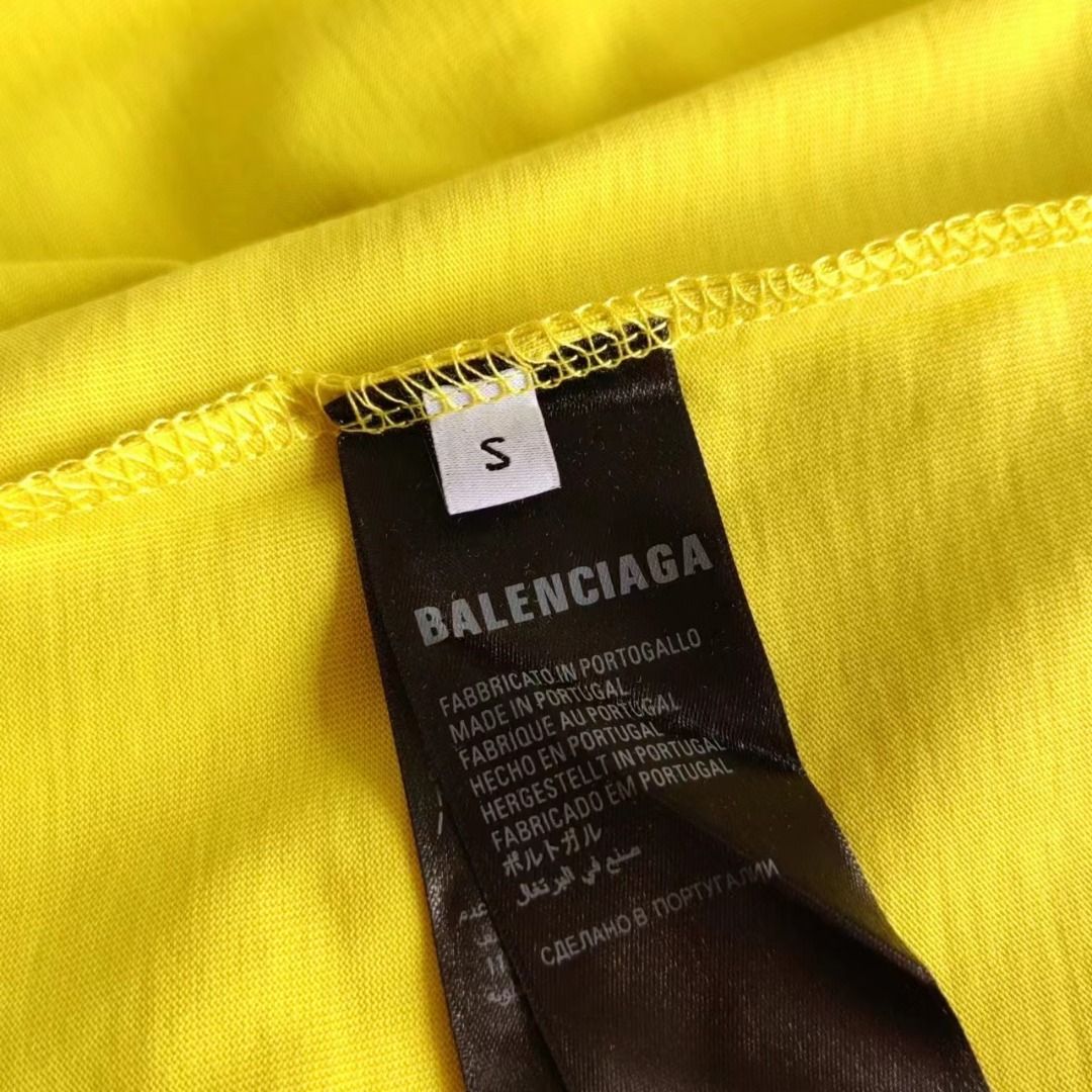 巴黎世家Balenciaga新款火焰字母logo短袖 进口椭圆机处理