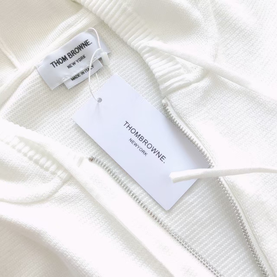 TB双袖标拉链开衫羊毛混纺毛衣 THOM BROWNE 汤姆布朗 .TB双袖标拉链毛衣开衫