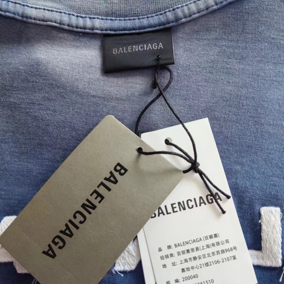 巴黎世家Balenciag Be kind 牙刷绣短袖 刺绣