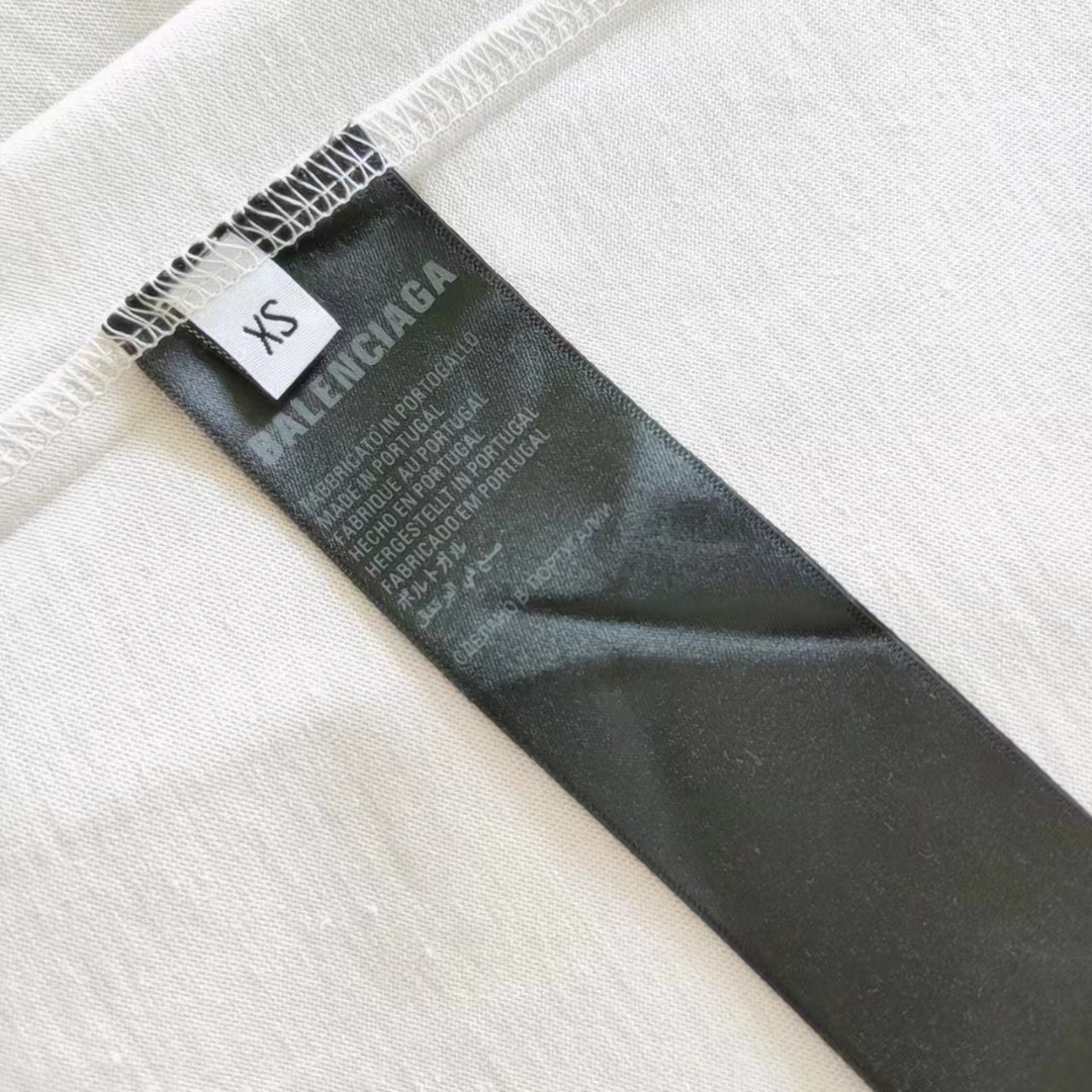 巴黎世家Balenciaga 新款ip反光字母短袖