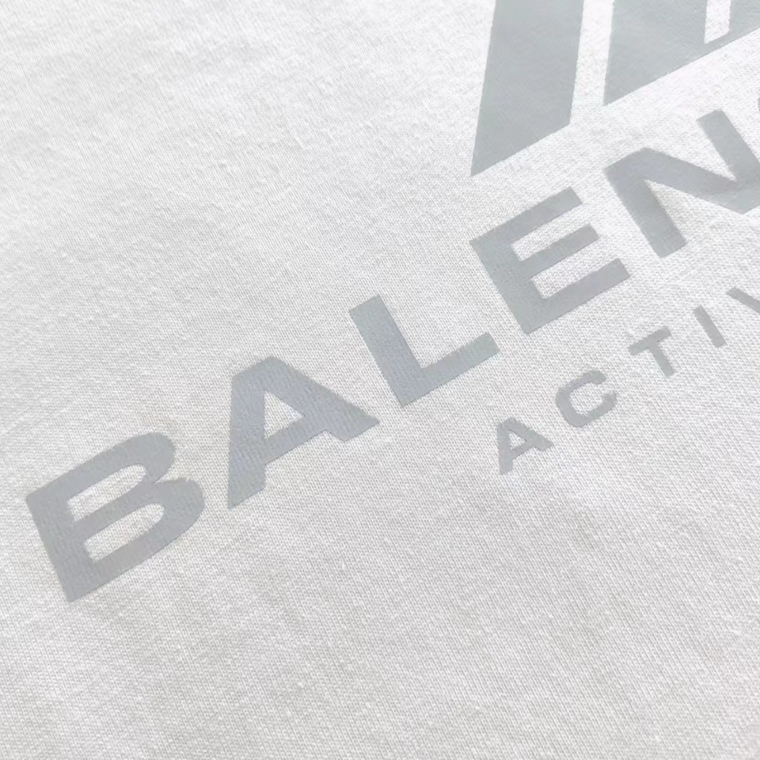 巴黎世家Balenciaga 新款ip反光字母短袖