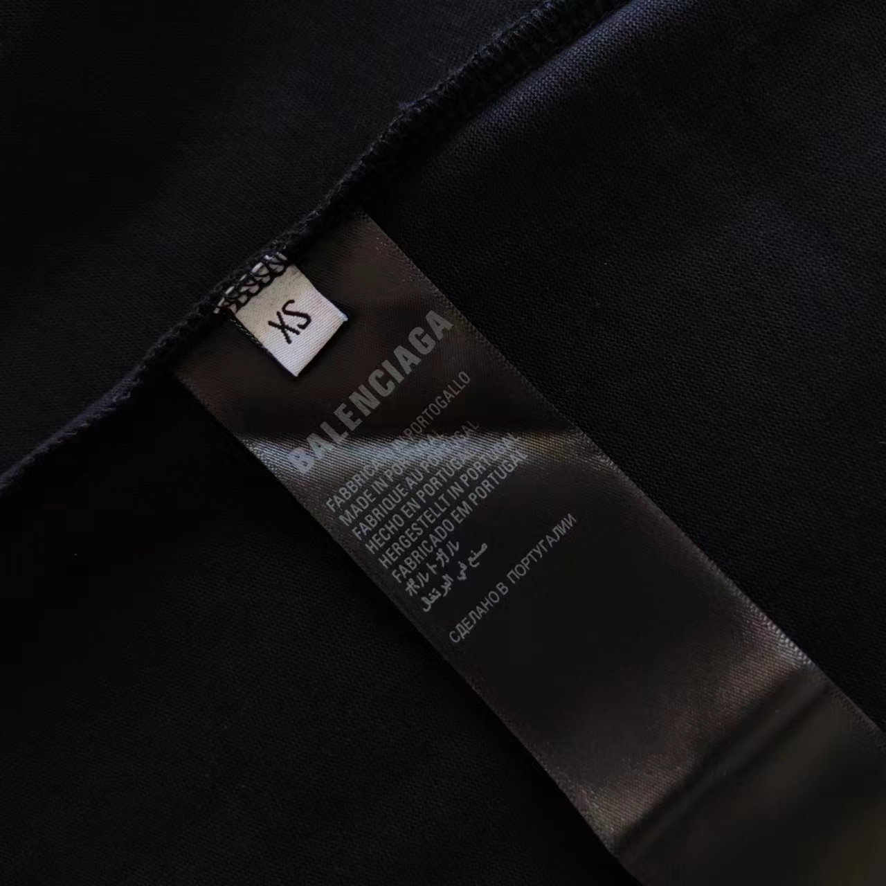 巴黎世家Balenciagg 新款前后中间字母烫钻短袖