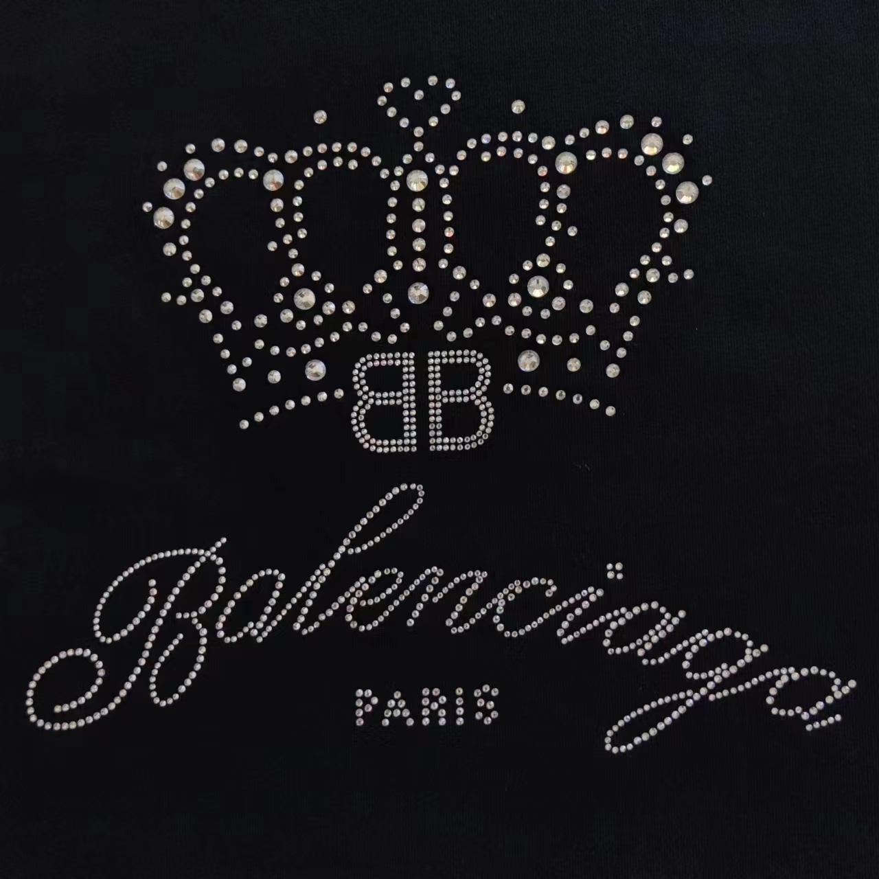 巴黎世家Balenciagg 新款皇冠烫钻洗水短袖