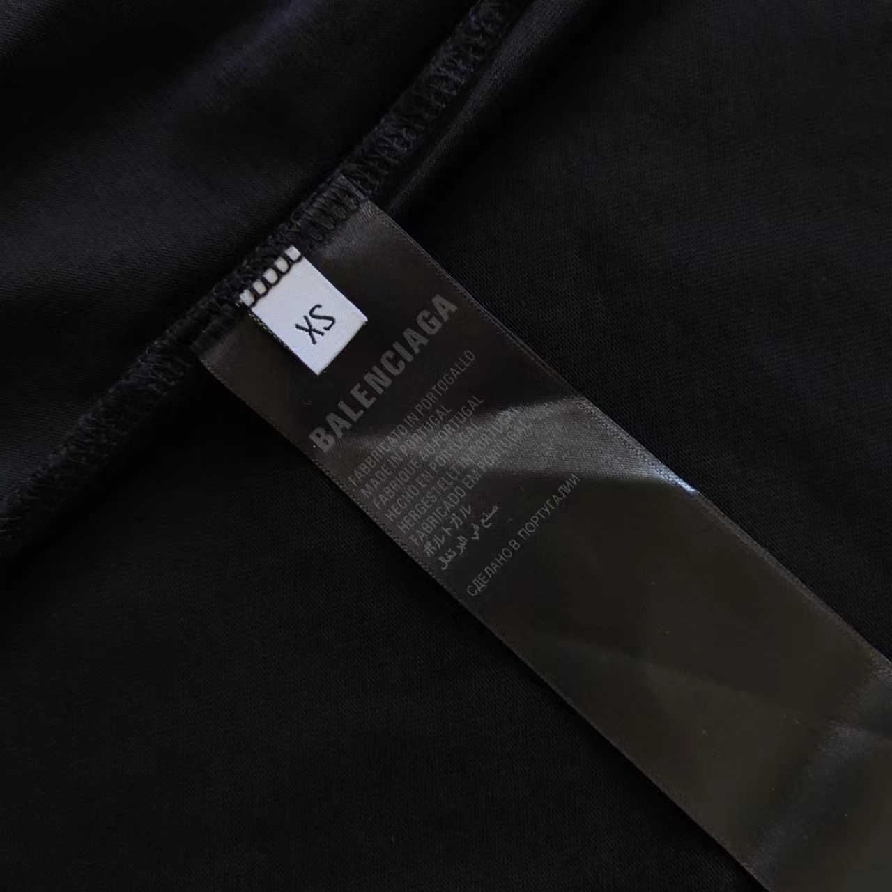 巴黎世家Balenciagg 新款皇冠烫钻洗水短袖