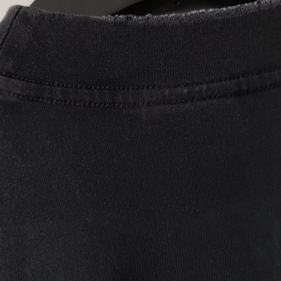 巴黎世家Balenciagg 新款皇冠烫钻洗水短袖