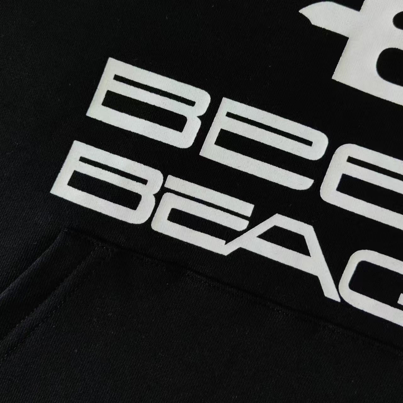 Balenciaga/巴黎世家 AI生成字母连帽卫衣 椭圆机印花细腻 图案部份采用涂鸦风格