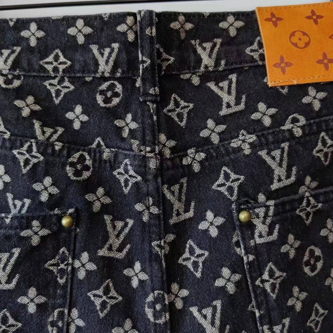 Louis Vuitton & LV路易威登满印简约满印提花logo牛仔裤