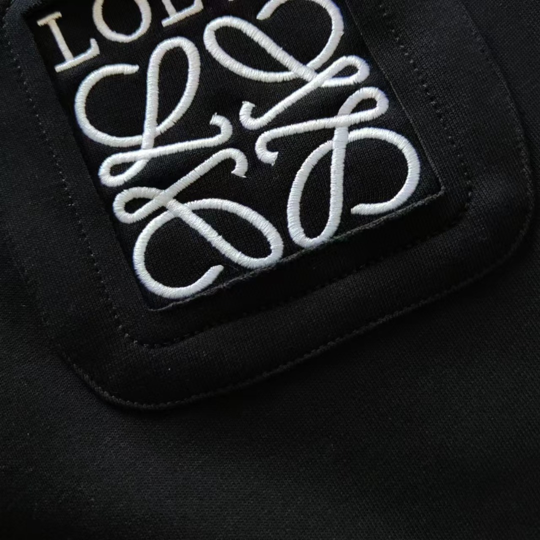 Loewe/罗意威 24SS镶入式工艺刺绣字母logo长裤