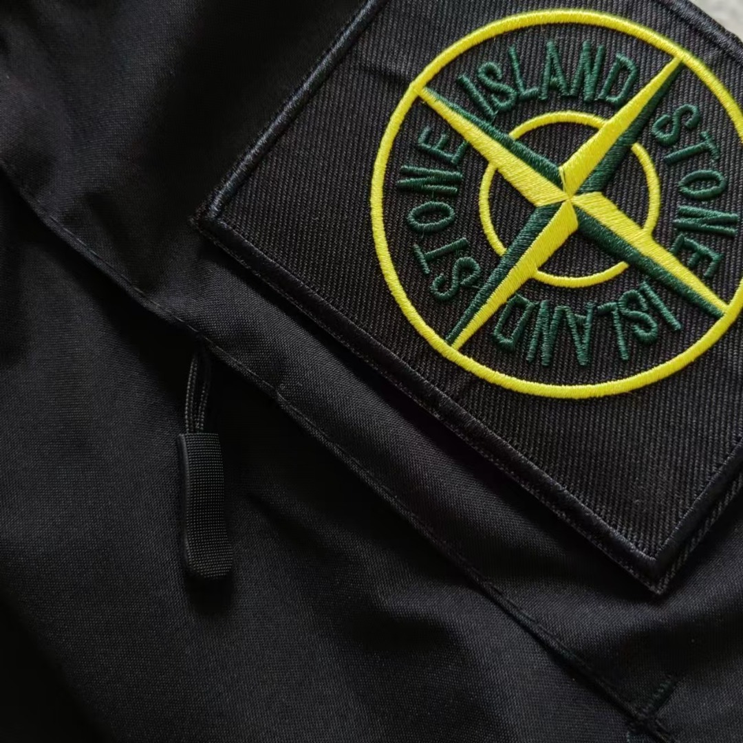 Stone Island/石头岛 户外机能冲锋衣夹克 暗黑机能风