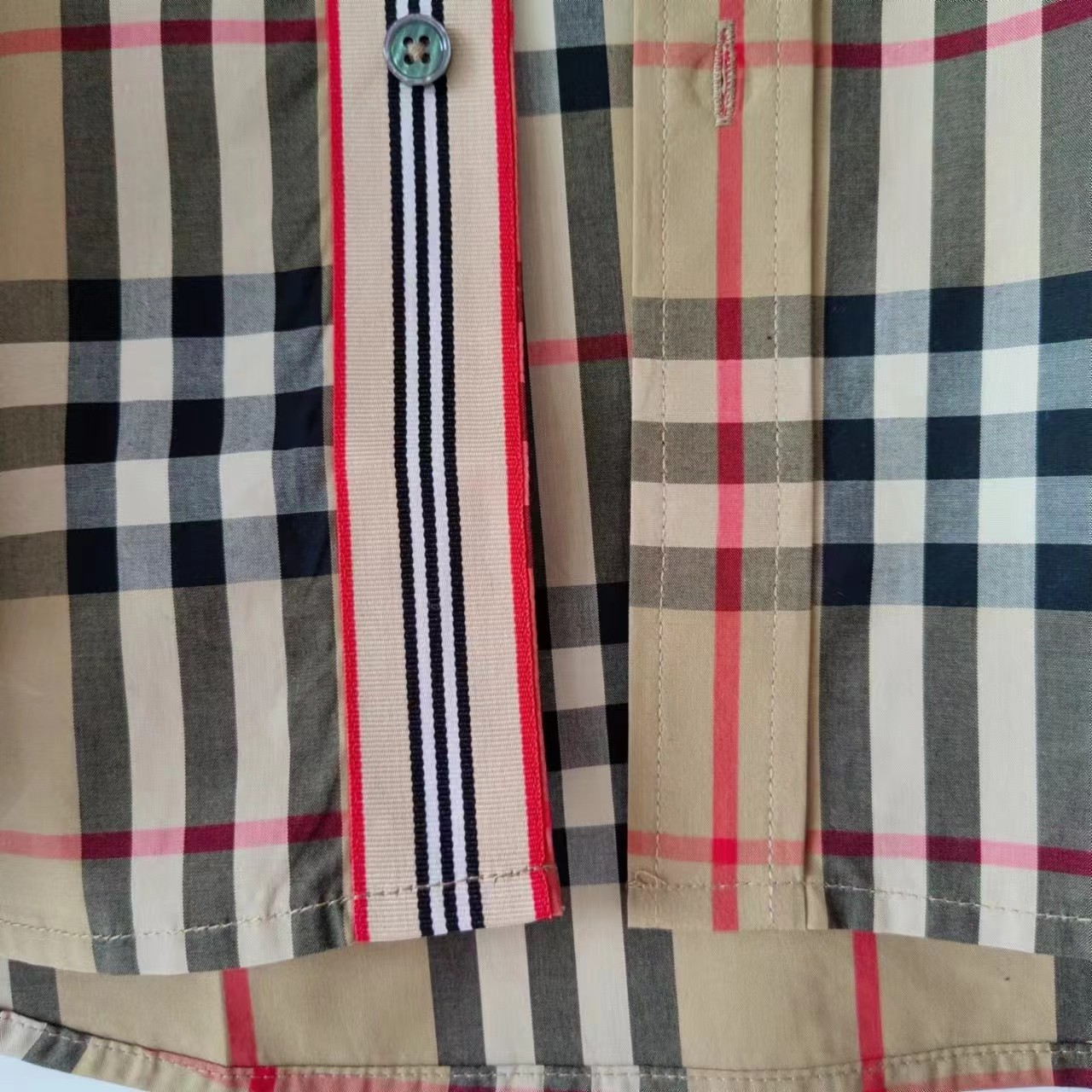 细节图 Burberry/衬衫经典2023ss新款格子内织带袖口织带长袖条纹衬衫