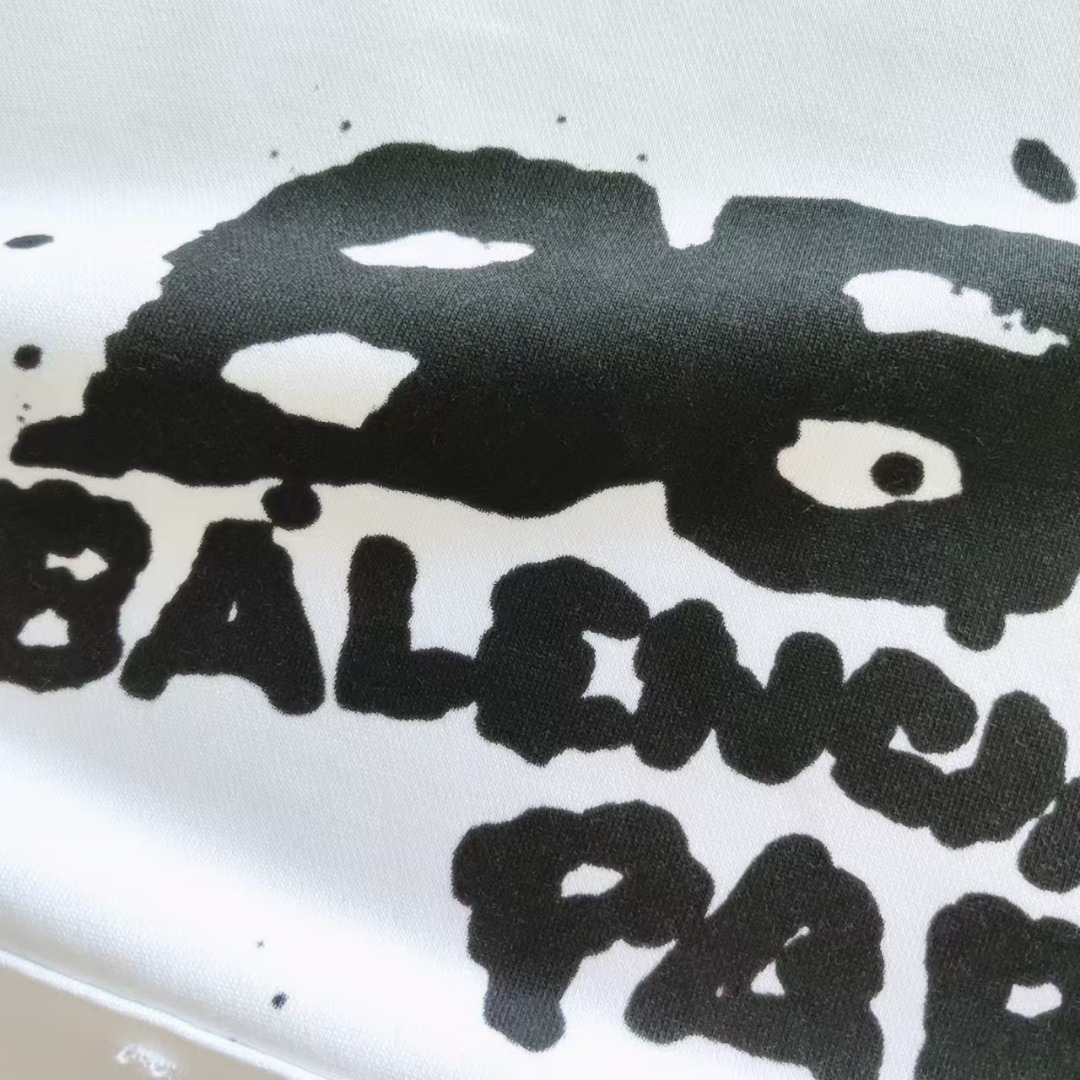 Balenciaga/巴黎世家 BB手绘涂鸦连帽卫衣 进口椭圆机访手绘效果