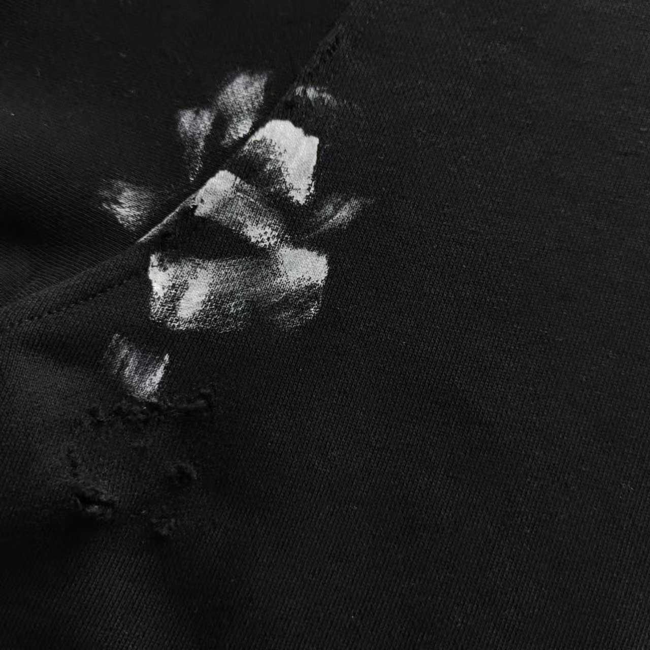 巴黎世家Balenciaga 前后水泥大M标手绘连帽卫衣 活性黑