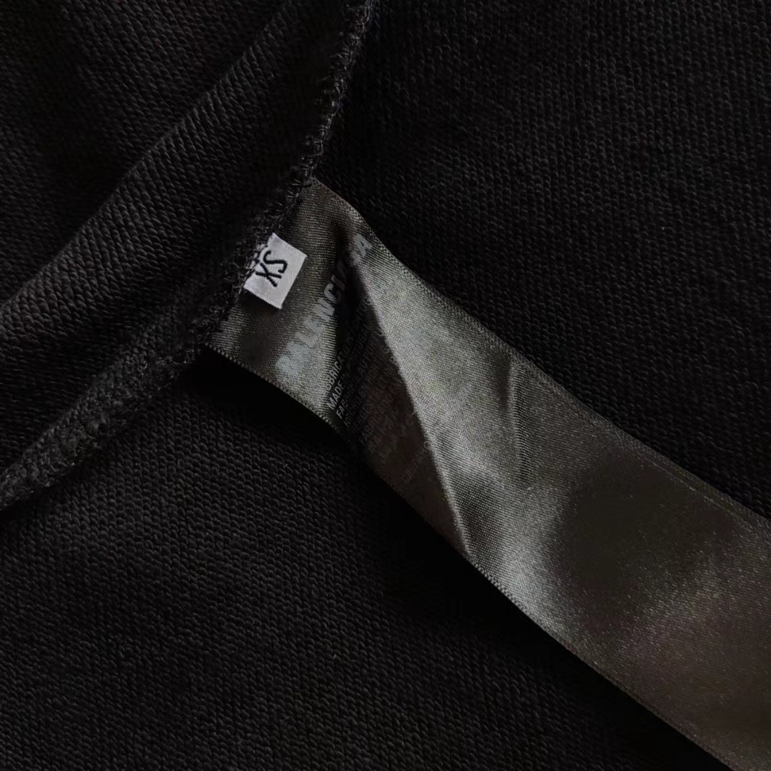 巴黎世家Balenciag 七夕限定爱心联名连帽卫衣 黑色