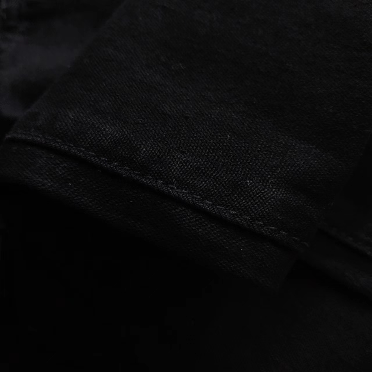 Louis Vuitton /路易威登 水洗经典印花黑百双色牛仔裤