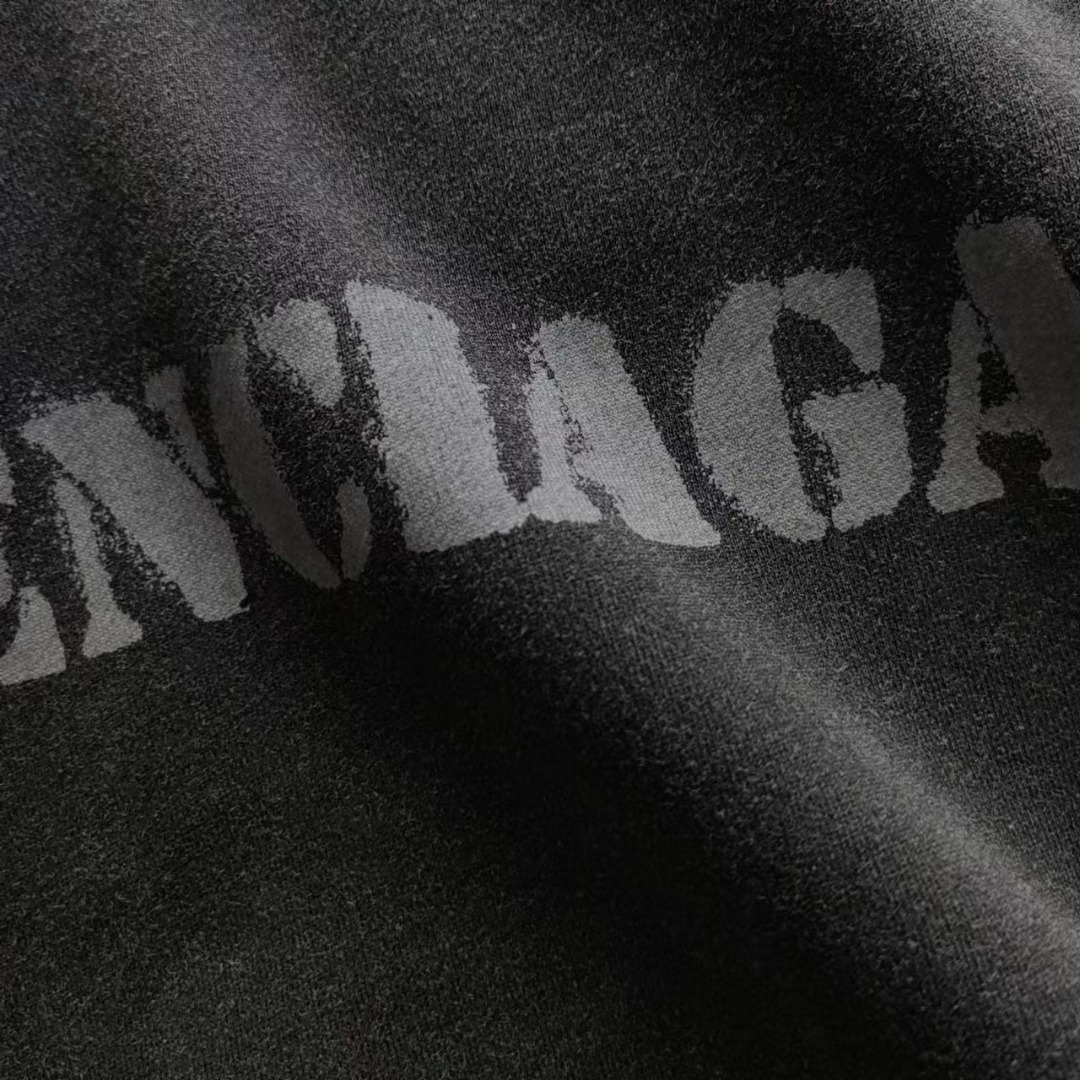巴黎世家 Balenciaga 模糊前后Logo连帽卫衣