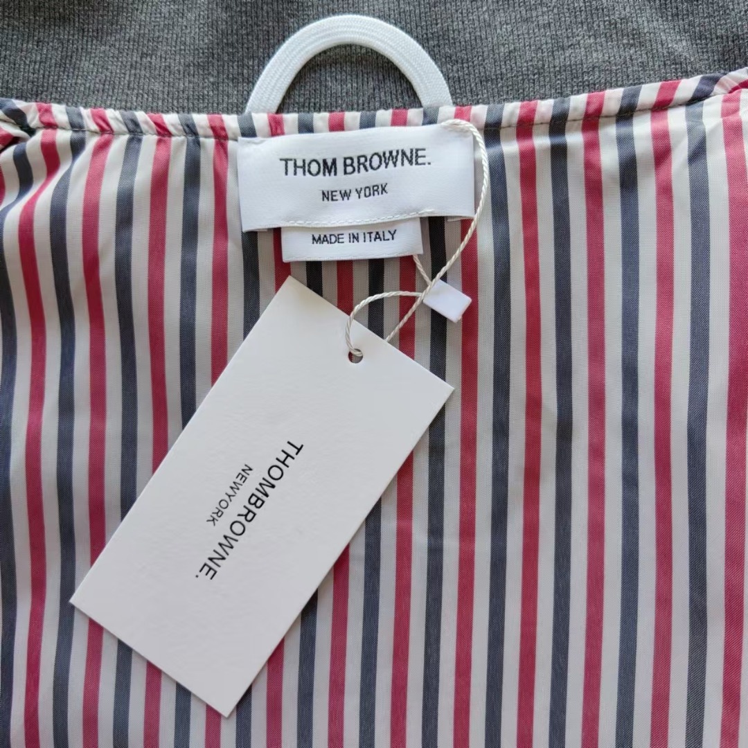 THOM BROWNE 汤姆布朗 .TB羊毛色织夹克棒球服拉链外套