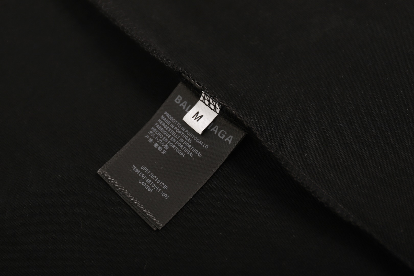 GIVENCHY纪梵希GIVENCHY字母压皮重工高温烫钻短袖
