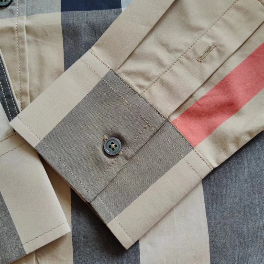 细节图 BURBERRY/巴宝莉 24SS经典大格对位长袖红线条纹衬衫