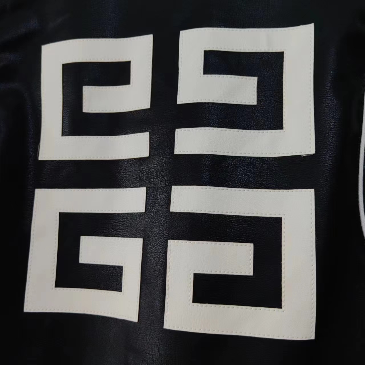 GIVENCHY 纪梵希单排扣皮衣棒球服夹克