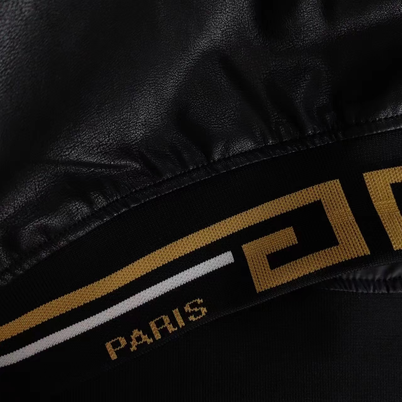 GIVENCHY 纪梵希单排扣皮衣棒球服夹克