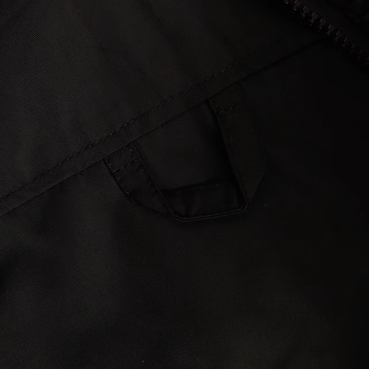 （顶级版本 区别通货） LV路易威登FW23 满印双面穿防风长袖夹克外套冲锋衣