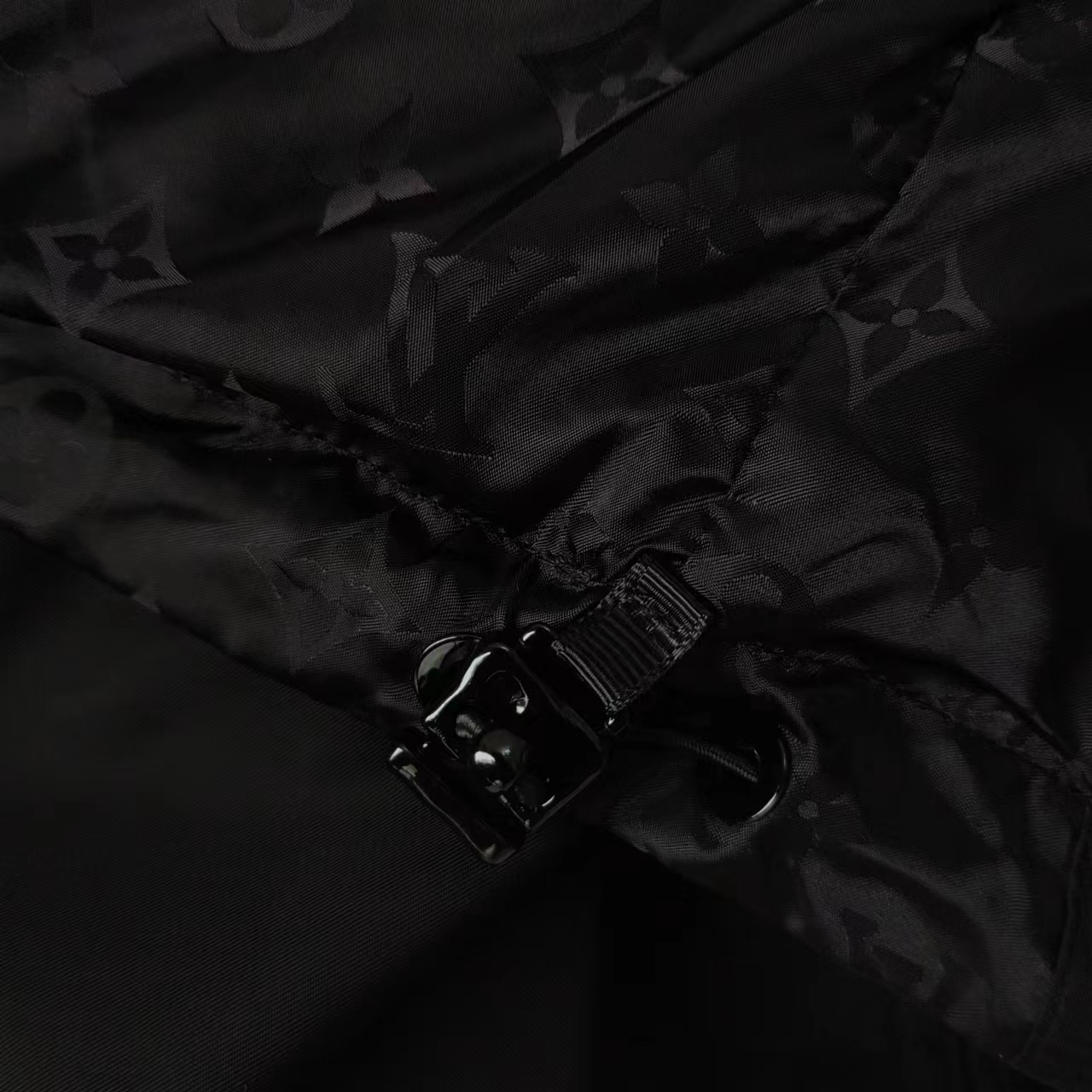 （顶级版本 区别通货） LV路易威登FW23 满印双面穿防风长袖夹克外套冲锋衣