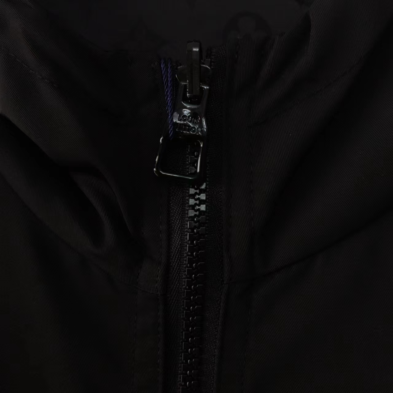 （顶级版本 区别通货） LV路易威登FW23 满印双面穿防风长袖夹克外套冲锋衣