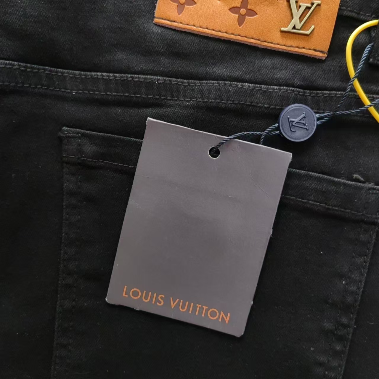Louis Vuitton /路易威登 经典满印老花LOGO水洗牛仔裤