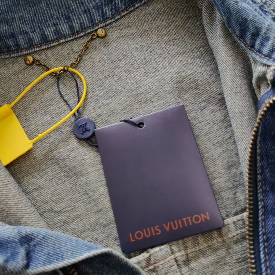 LOUIS VUITTON &路易威登LV压花牛仔衣
