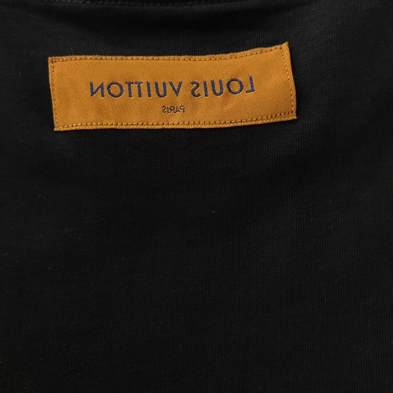 Louis vuitton/路易威登 胸前字母刺绣T恤短袖 工艺刺绣