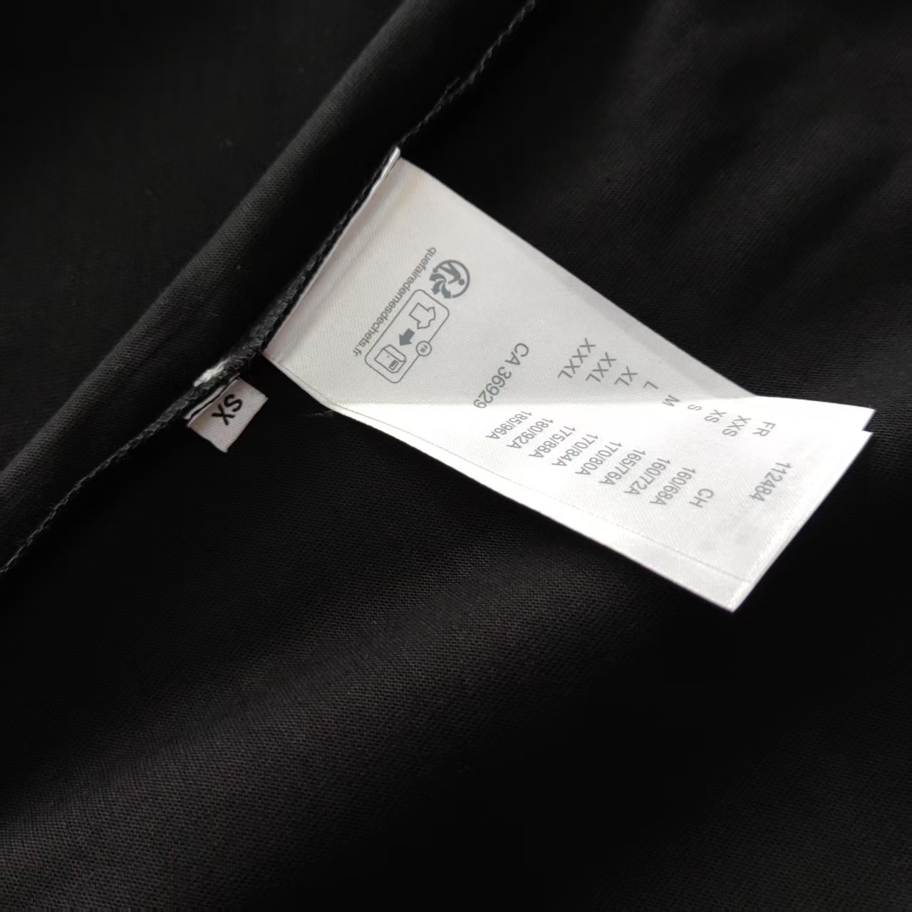 Louis vuitton/路易威登 胸前字母刺绣T恤短袖 工艺刺绣