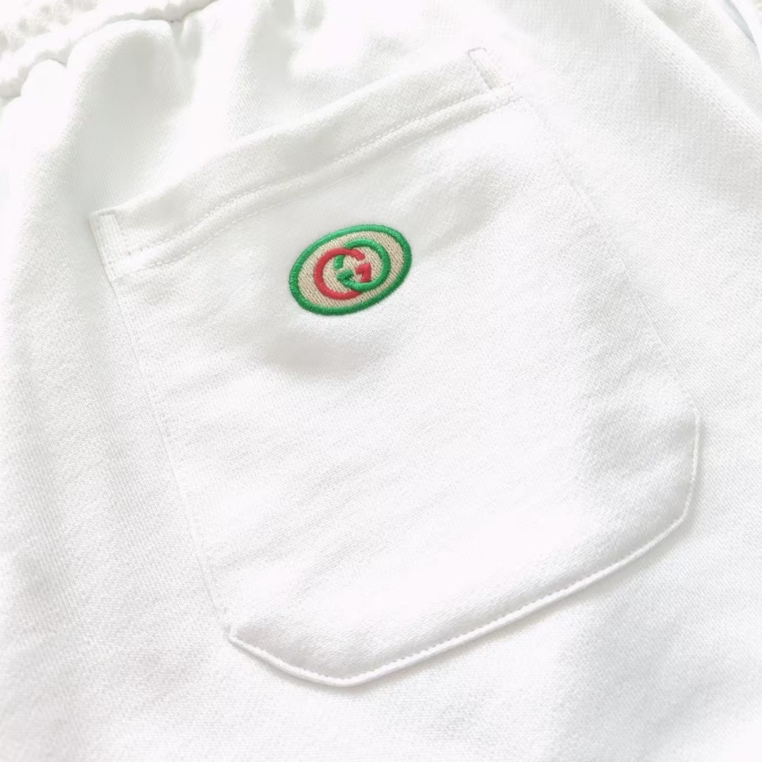 GUCCI/古驰 四色牙刷绣字母logo 后口袋红绿双G字母刺绣短裤