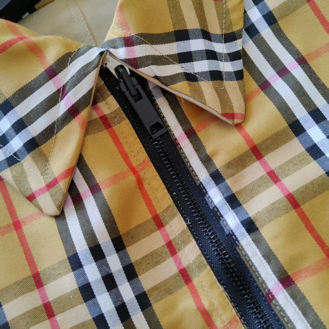 BURBERRY/巴宝莉 经典内里彩虹格纹双面穿夹克外套
