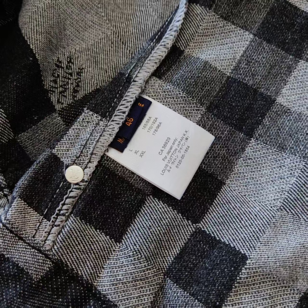 Louis Vuitton/路易威登 马赛克菲董联名秋冬牛仔外套