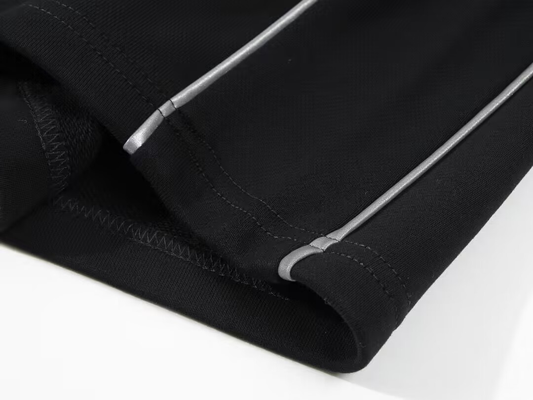 BALENCIAGA/巴黎世家 刺绣反光条毛圈短裤 杏色 黑色-Chinese UA Cheap High Quatity Brand Clothes Bags handbags Sneakers wholesale wholesaler seller from China Factory suppliers Fashion Clothing Shoes best Quality Beautiful Price BALENCIAGA/巴黎世家 刺绣反光条毛圈短裤 杏色 黑色